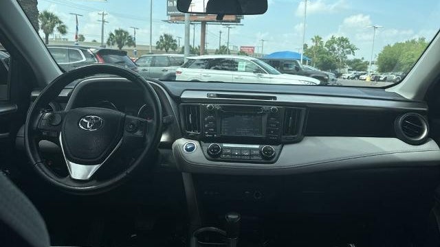 2016 Toyota RAV4 Hybrid XLE