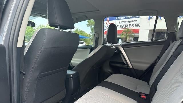 2016 Toyota RAV4 Hybrid XLE