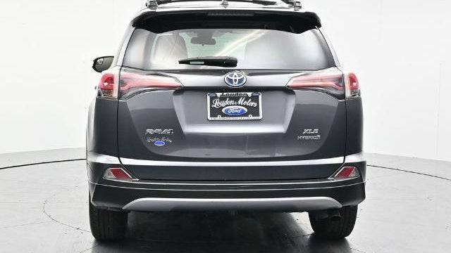 2017 Toyota RAV4 Hybrid LE Plus