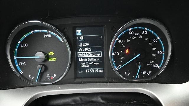 2017 Toyota RAV4 Hybrid LE Plus