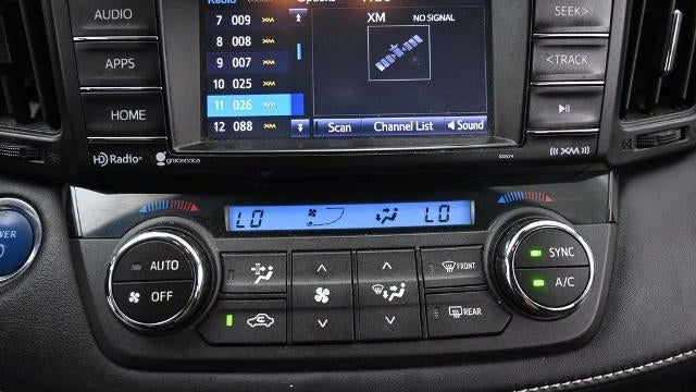 2017 Toyota RAV4 Hybrid LE Plus