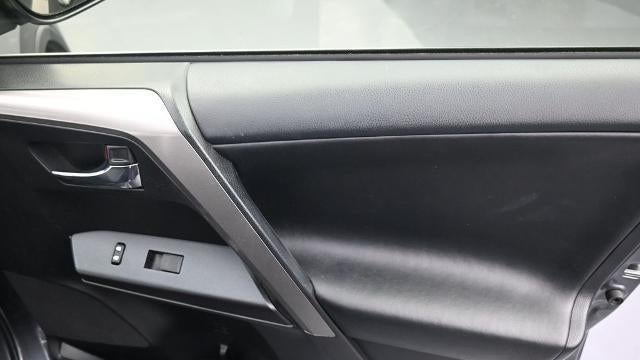 2017 Toyota RAV4 Hybrid LE Plus