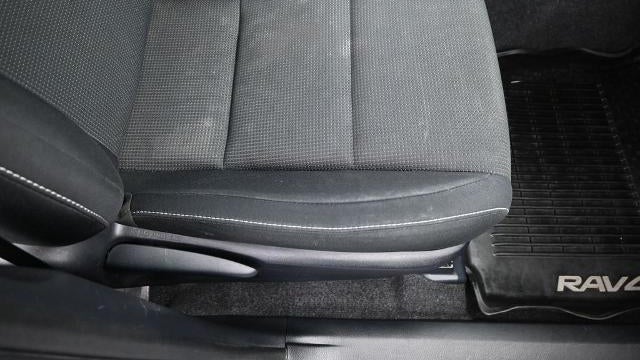 2017 Toyota RAV4 Hybrid LE Plus