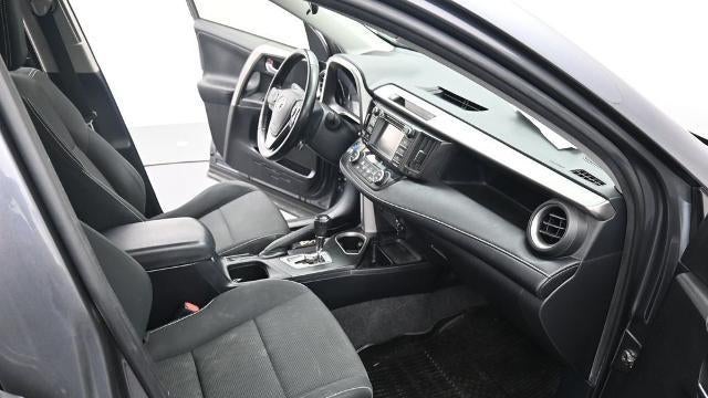 2017 Toyota RAV4 Hybrid LE Plus