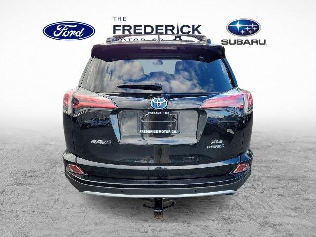 2016 Toyota RAV4 - $17,744