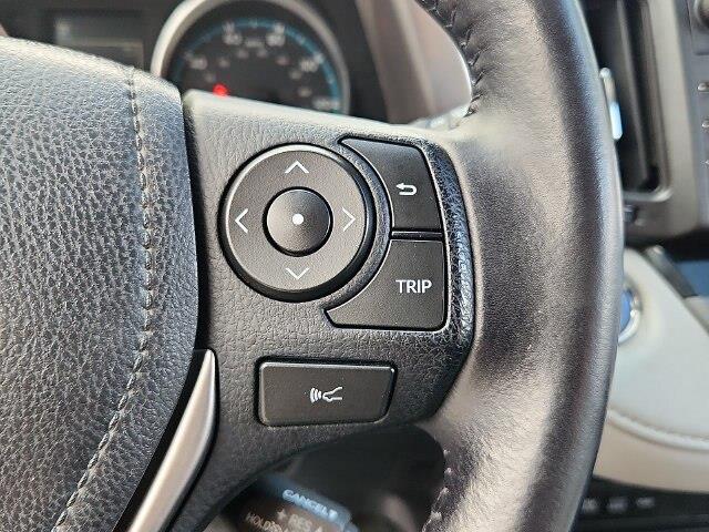 2016 Toyota RAV4 - $17,744
