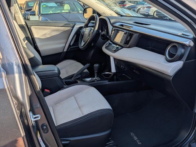 2016 Toyota RAV4 - $19,998