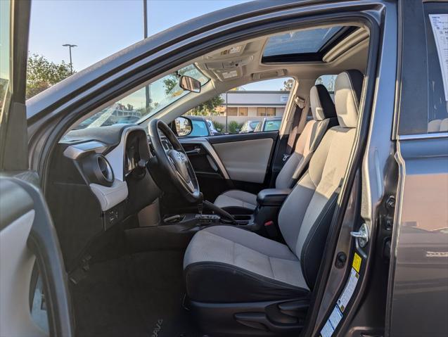 2016 Toyota RAV4 - $19,998