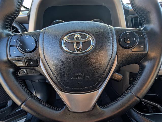 2016 Toyota RAV4 - $19,998