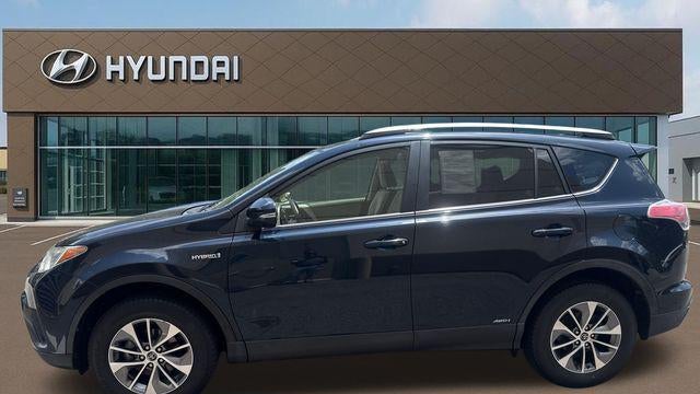 2017 Toyota RAV4 Hybrid XLE