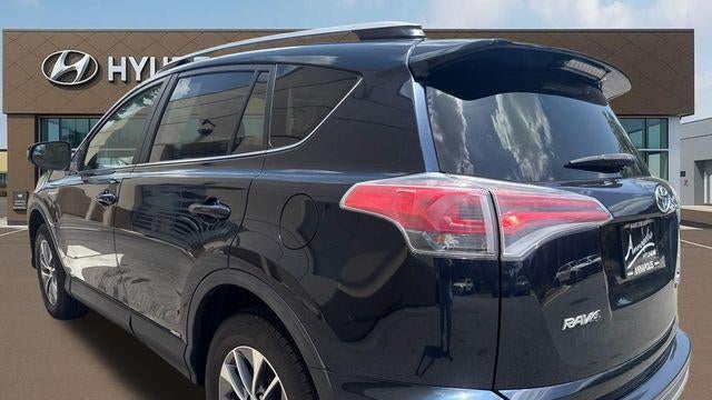 2017 Toyota RAV4 Hybrid XLE