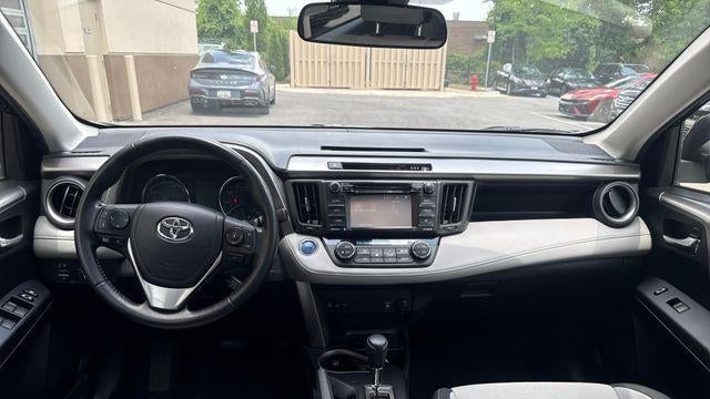 2017 Toyota RAV4 Hybrid XLE