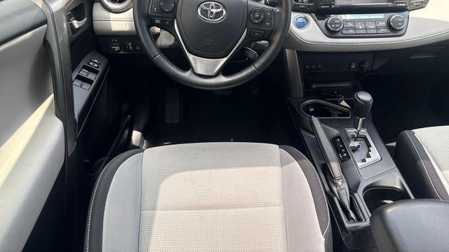2017 Toyota RAV4 Hybrid XLE