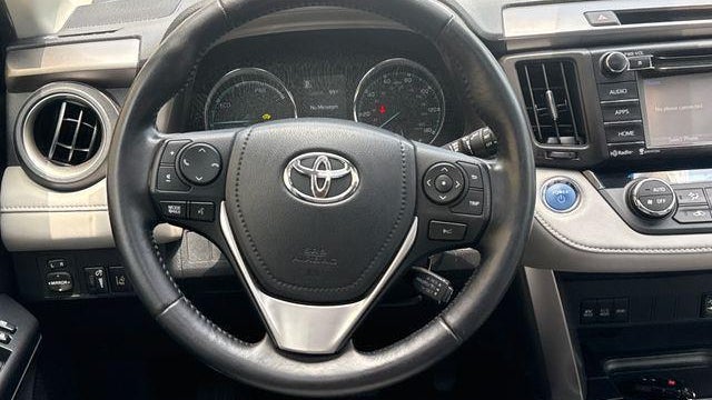 2017 Toyota RAV4 Hybrid XLE