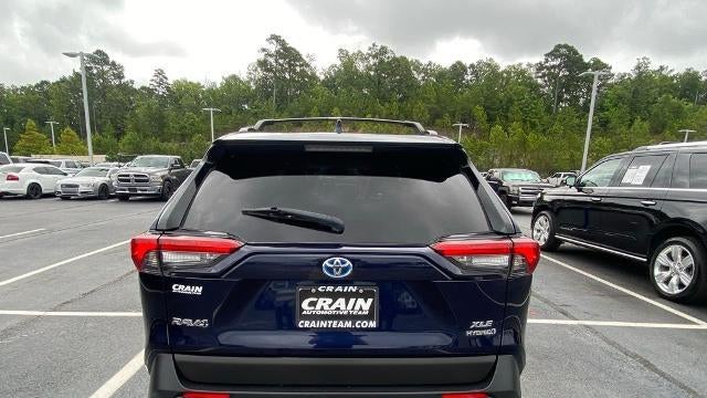 2022 Toyota RAV4 Hybrid XLE