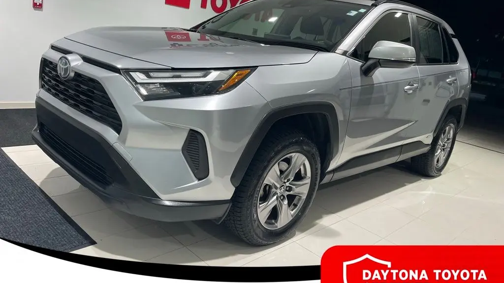 2022 Toyota RAV4 Hybrid XLE