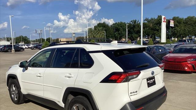 2024 Toyota RAV4 Hybrid XLE