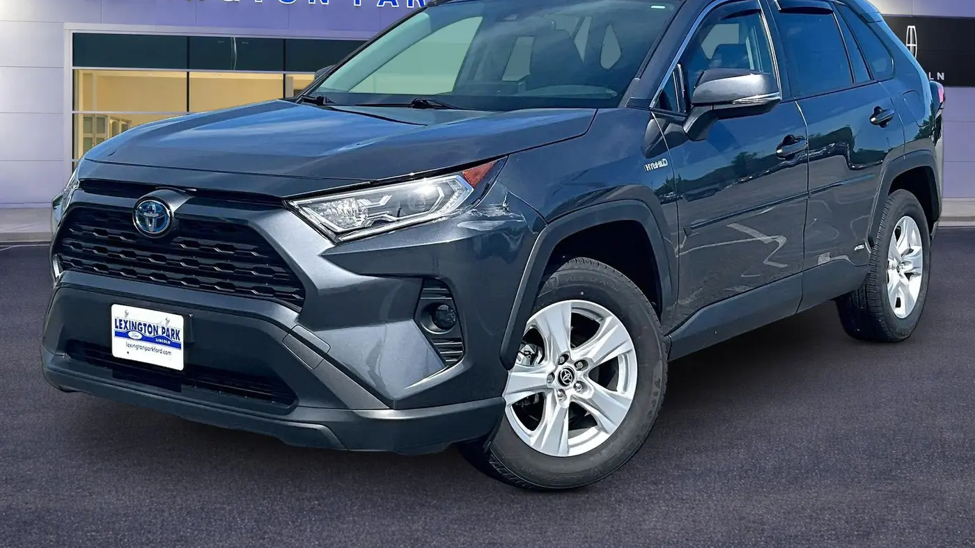 2021 Toyota RAV4 Hybrid XLE