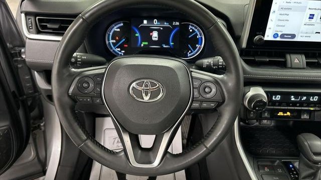 2023 Toyota RAV4 Hybrid XLE