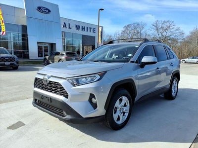 2019 Toyota RAV4 XLE 4DR SUV