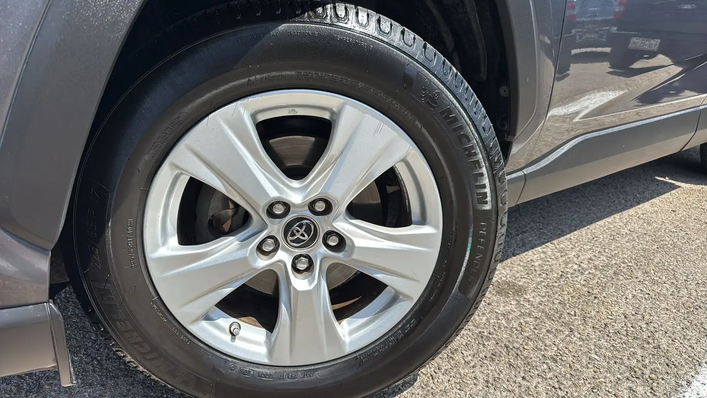2019 Toyota RAV4 - $21,215