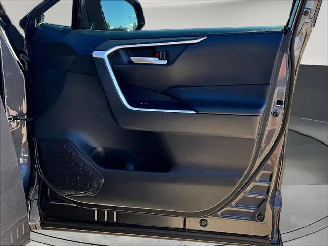 2020 Toyota RAV4 - $24,679