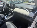 2020 RAV4 Thumbnail 18