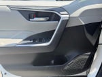 2020 RAV4 Thumbnail 31