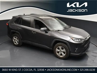 2020 Toyota RAV4 XLE 4DR SUV