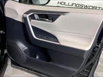2019 RAV4 Thumbnail 19