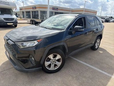 2021 Toyota RAV4 XLE 4DR SUV