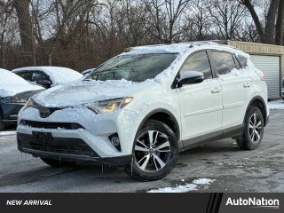 2017 Toyota RAV4 with Super White Exterior