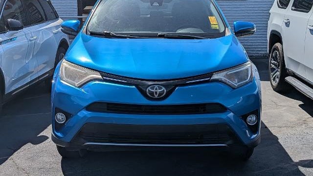 2017 Toyota RAV4 XLE