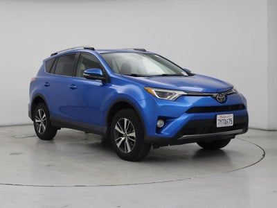 2017 Toyota RAV4 XLE 4DR SUV