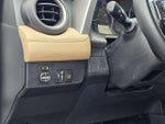 2018 RAV4 Thumbnail 18