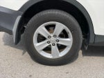 2014 RAV4 Thumbnail 6