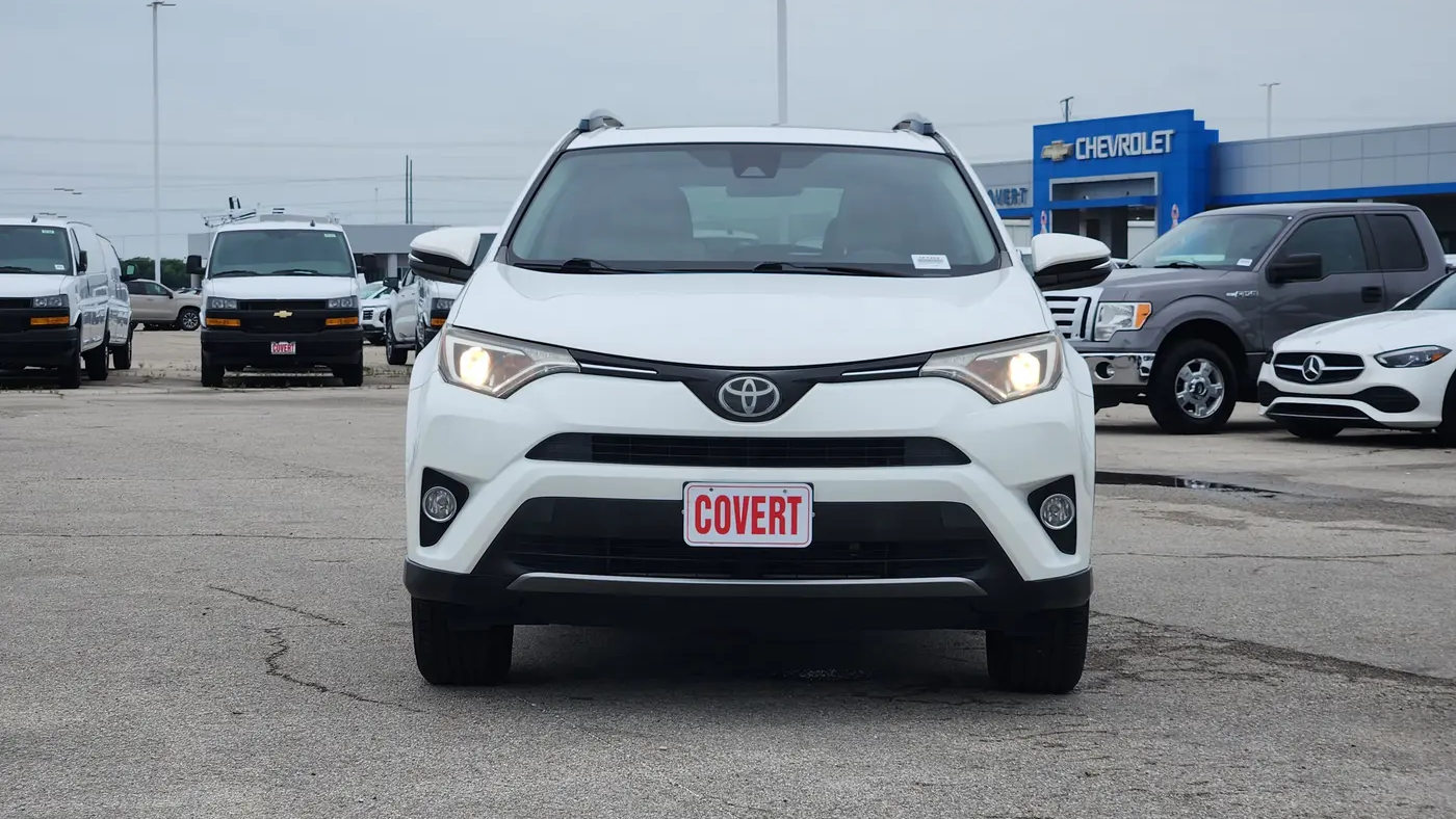 2017 Toyota RAV4 XLE