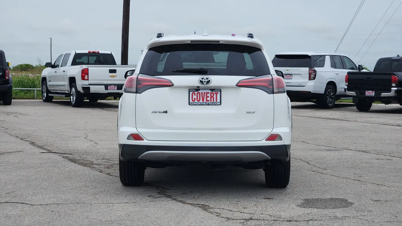 2017 Toyota RAV4 XLE