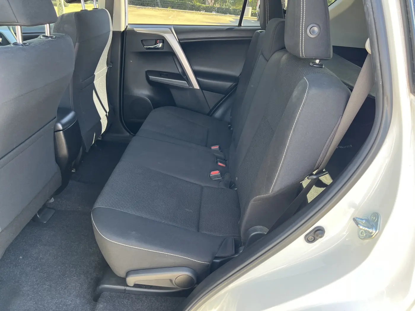 2018 Toyota RAV4 - $14,880