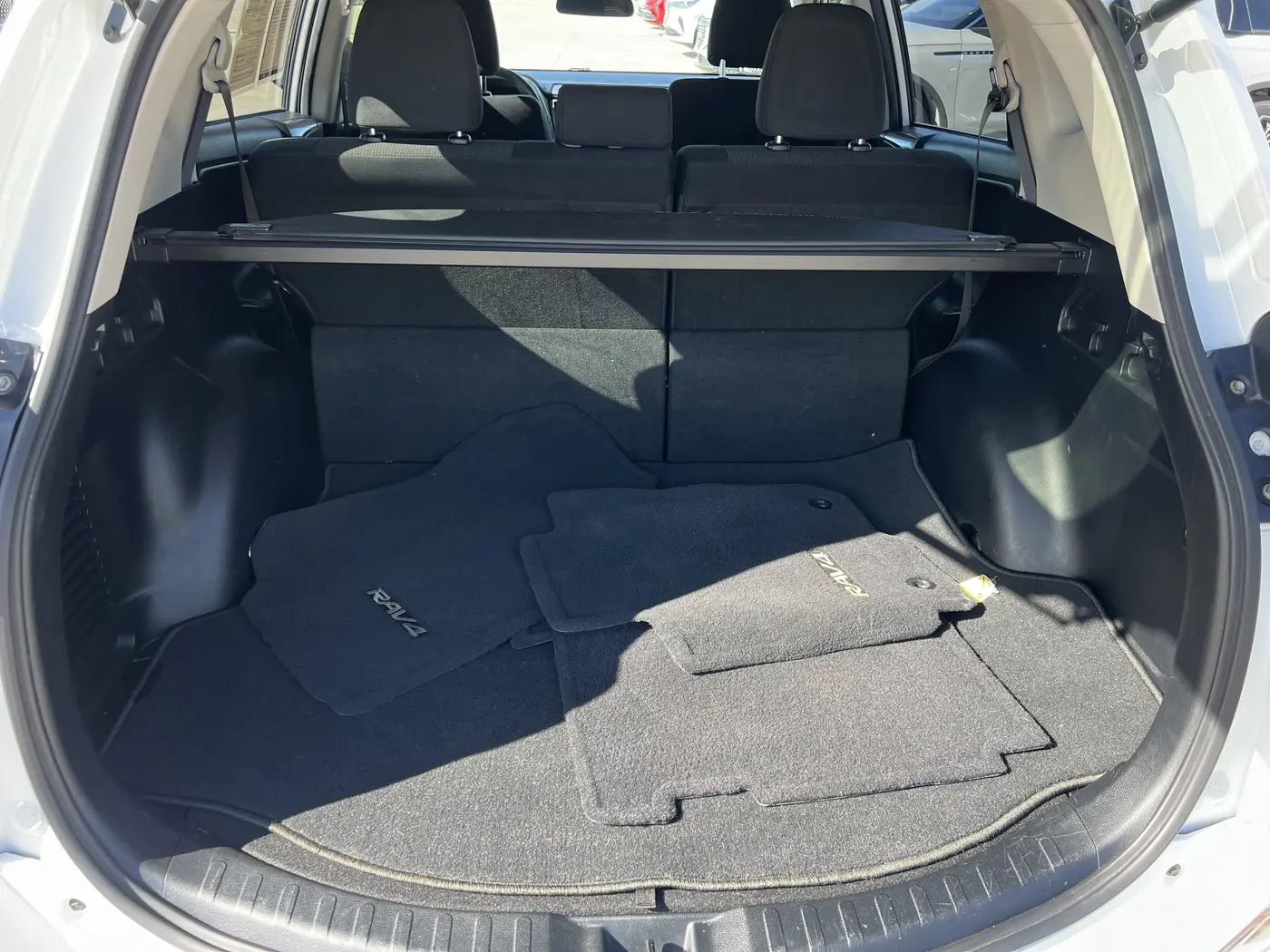 2018 Toyota RAV4 - $14,880