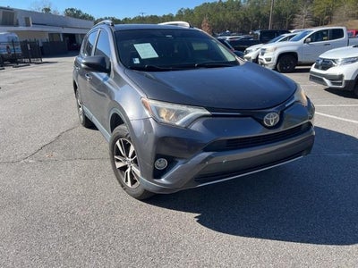 2017 Toyota RAV4 XLE 4DR SUV