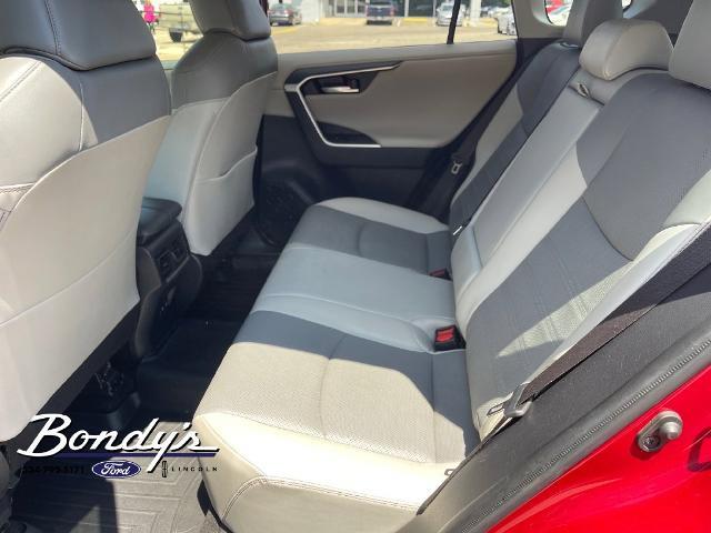 2019 Toyota RAV4 - $17,946