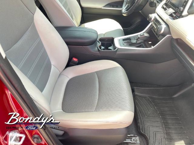 2019 Toyota RAV4 - $17,946