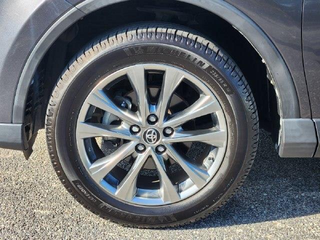 2017 Toyota RAV4 - $23,995