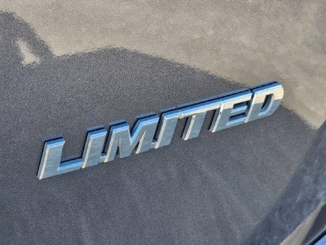 2017 Toyota RAV4 - $23,995