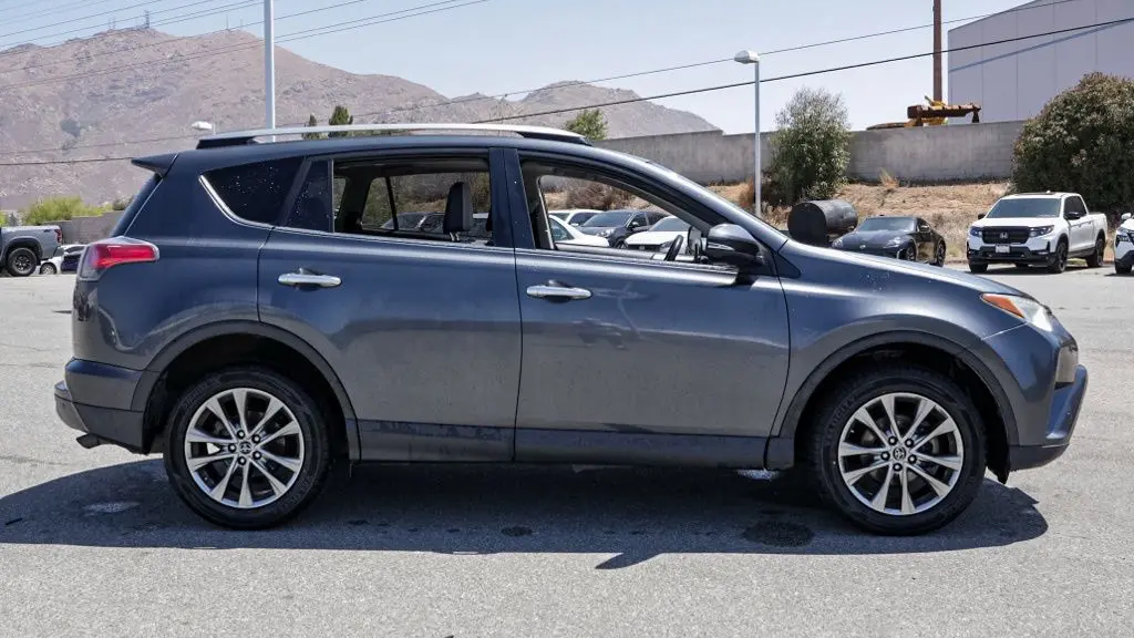 2017 Toyota RAV4 Limited