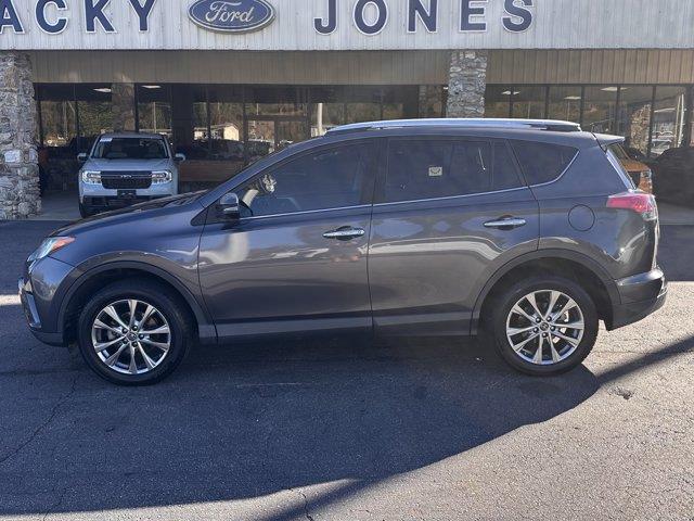 2016 Toyota RAV4 - $16,990