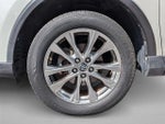 2016 RAV4 Thumbnail 18