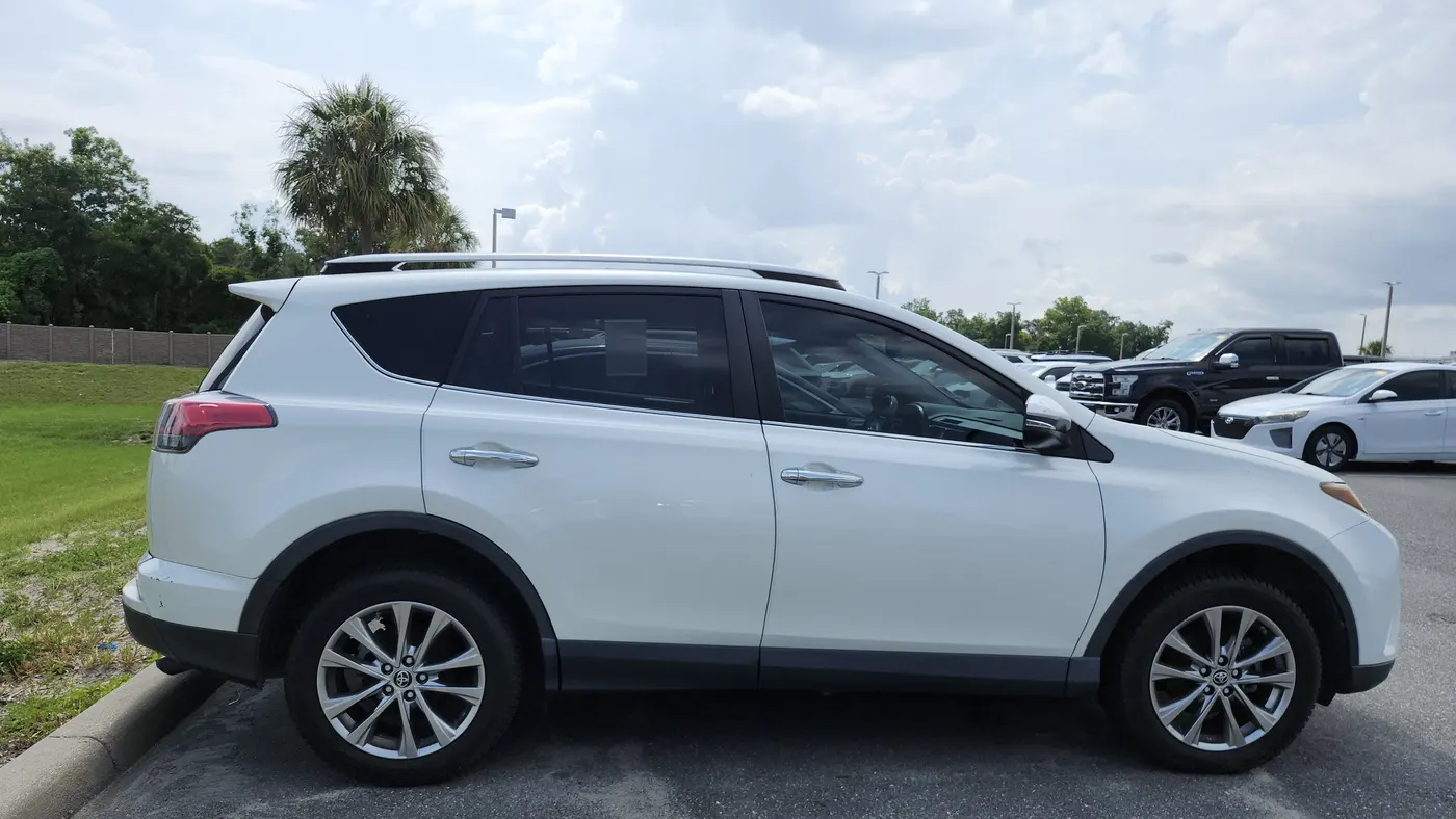 2017 Toyota RAV4 Limited