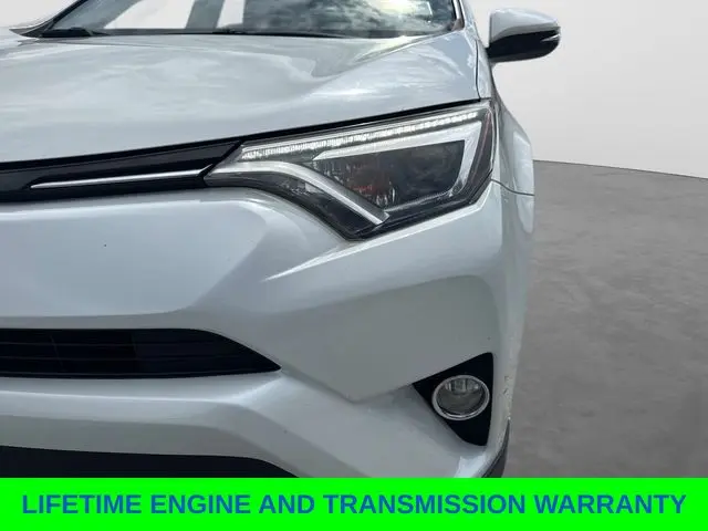 2018 Toyota RAV4 - $19,900